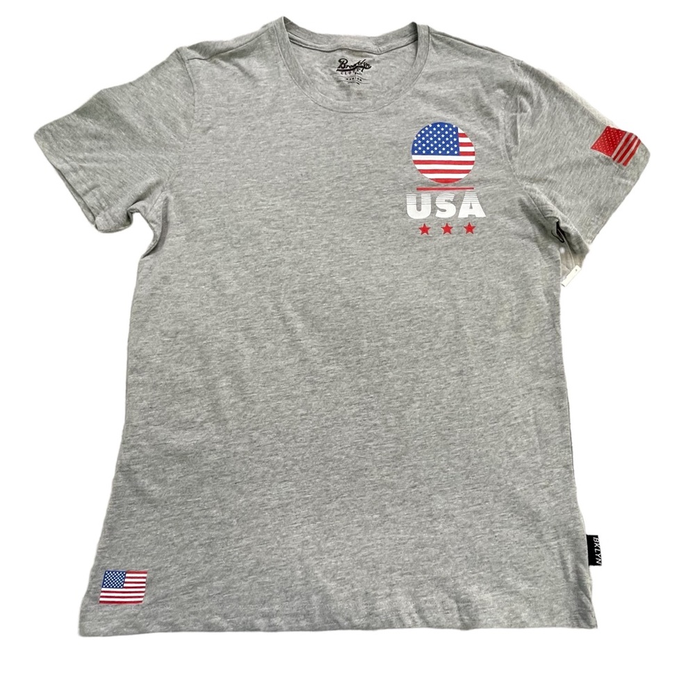 Brooklyn Cloth USA Flag Graphic Emblem T shirt Size Medium NWT